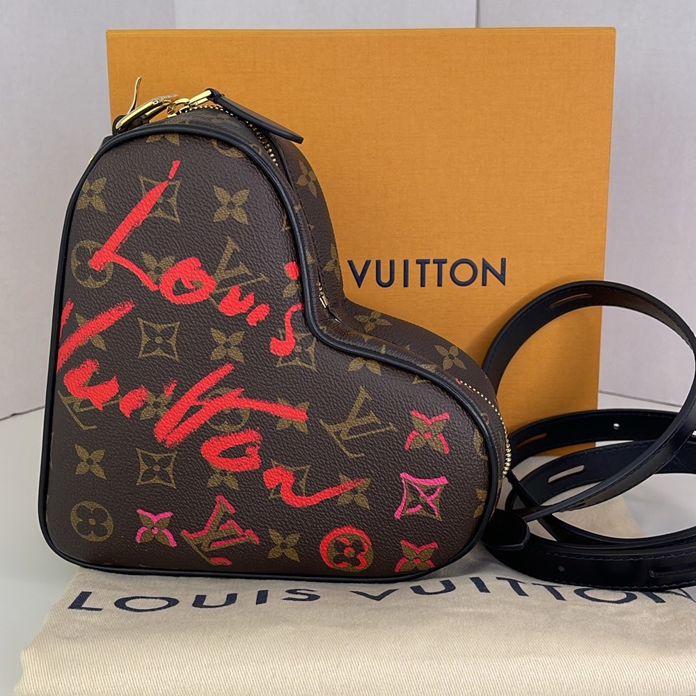 New!! Louis Vuitton Limited Edition Sac Coeur Heart Bag
